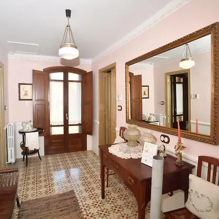 Cal Fuster De La Placa Bed and breakfast 3*