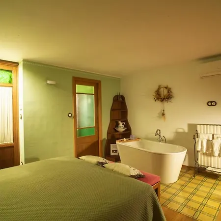 Cal Fuster De La Placa Bed and breakfast Sant Martí de Tous