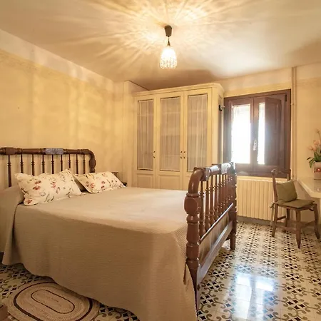 Bed and breakfast Cal Fuster De La Placa 3*