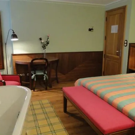 Couette-café Cal Fuster De La Plaça 4*